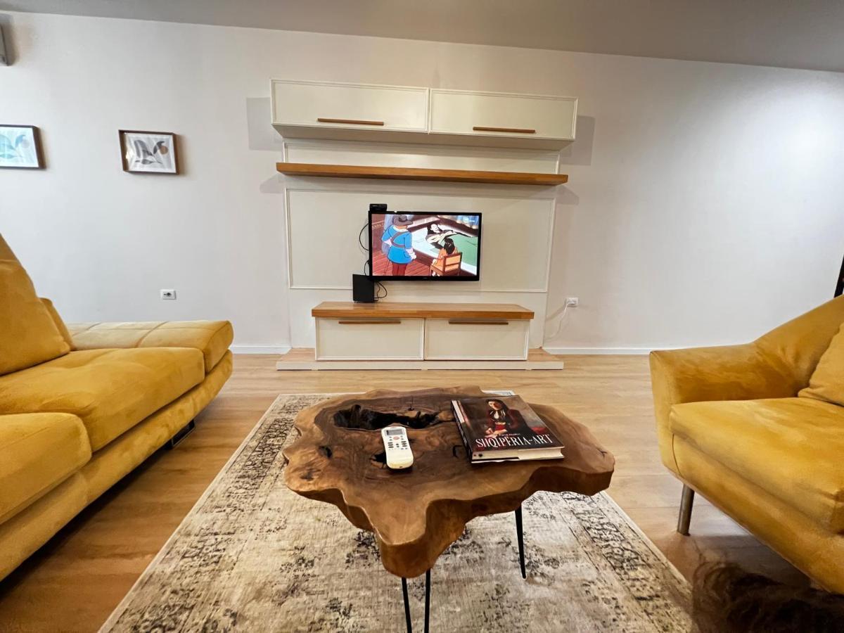 Tirana Main Square Apartment Ngoại thất bức ảnh