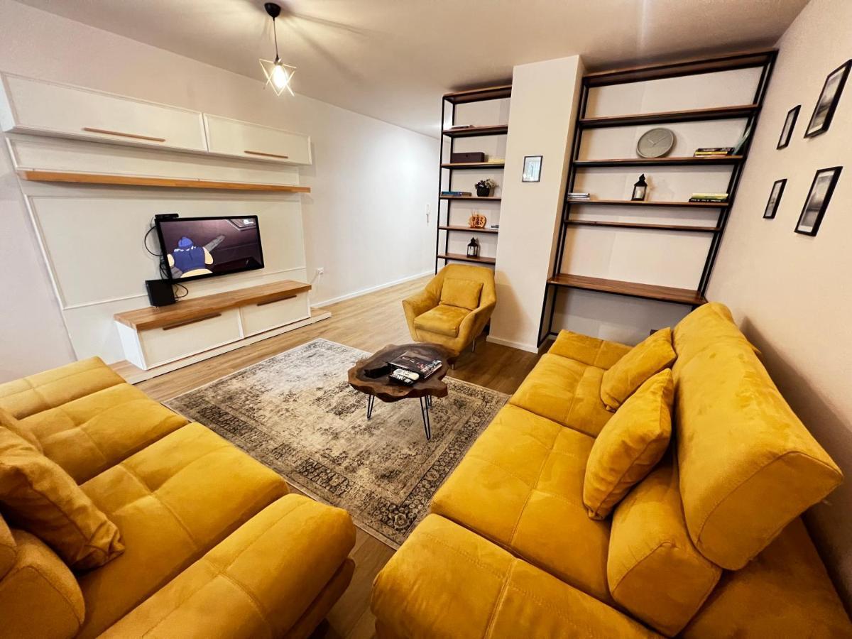 Tirana Main Square Apartment Ngoại thất bức ảnh