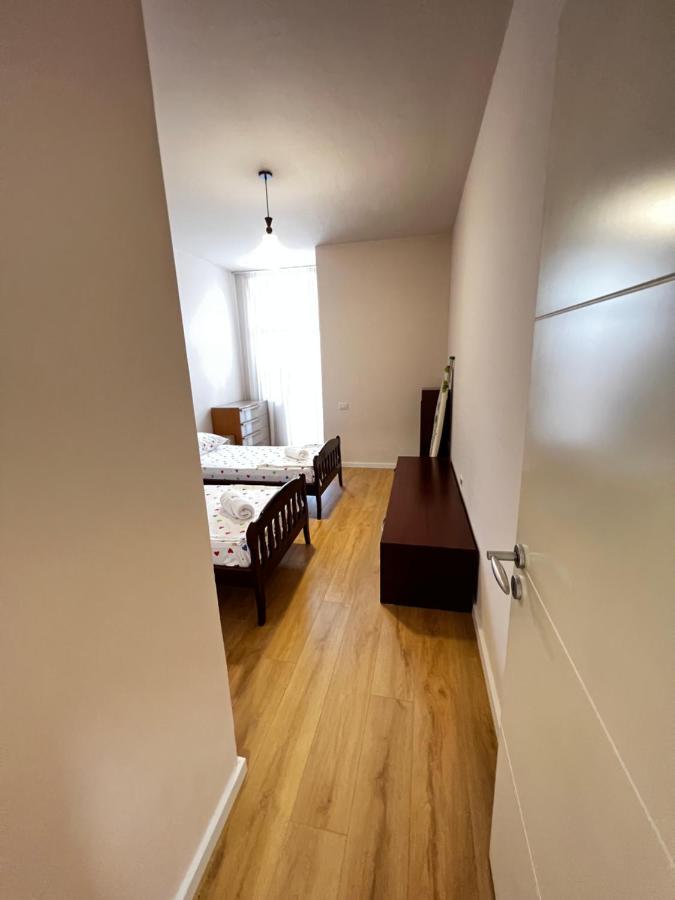 Tirana Main Square Apartment Ngoại thất bức ảnh